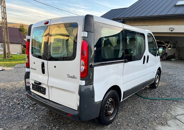 Renault Trafic cena 18900 przebieg: 215688, rok produkcji 2011 z Reda małe 22